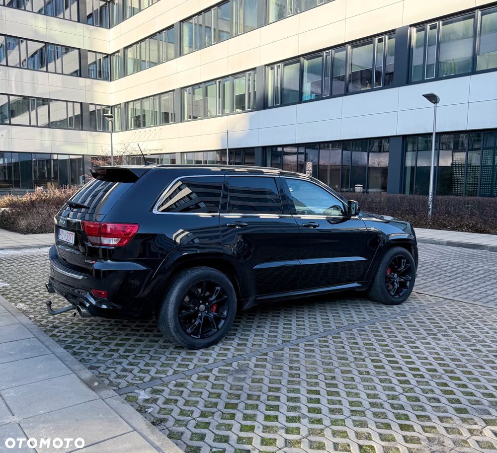 Jeep Grand Cherokee SRT - 5