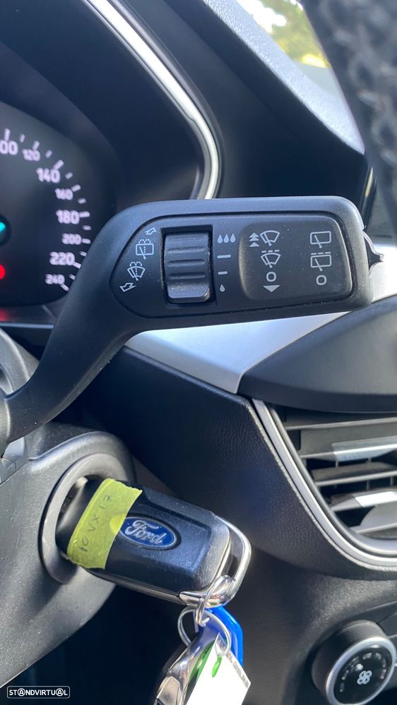 Ford Focus SW 1.5 TDCi EcoBlue Titanium - 35