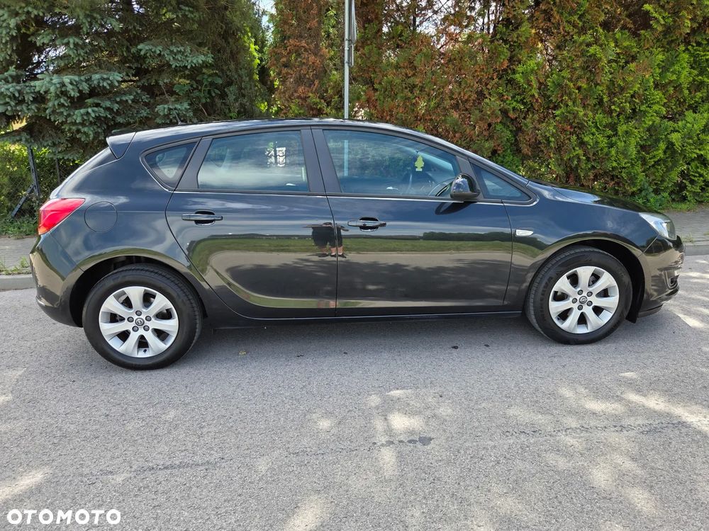 Opel Astra - 11