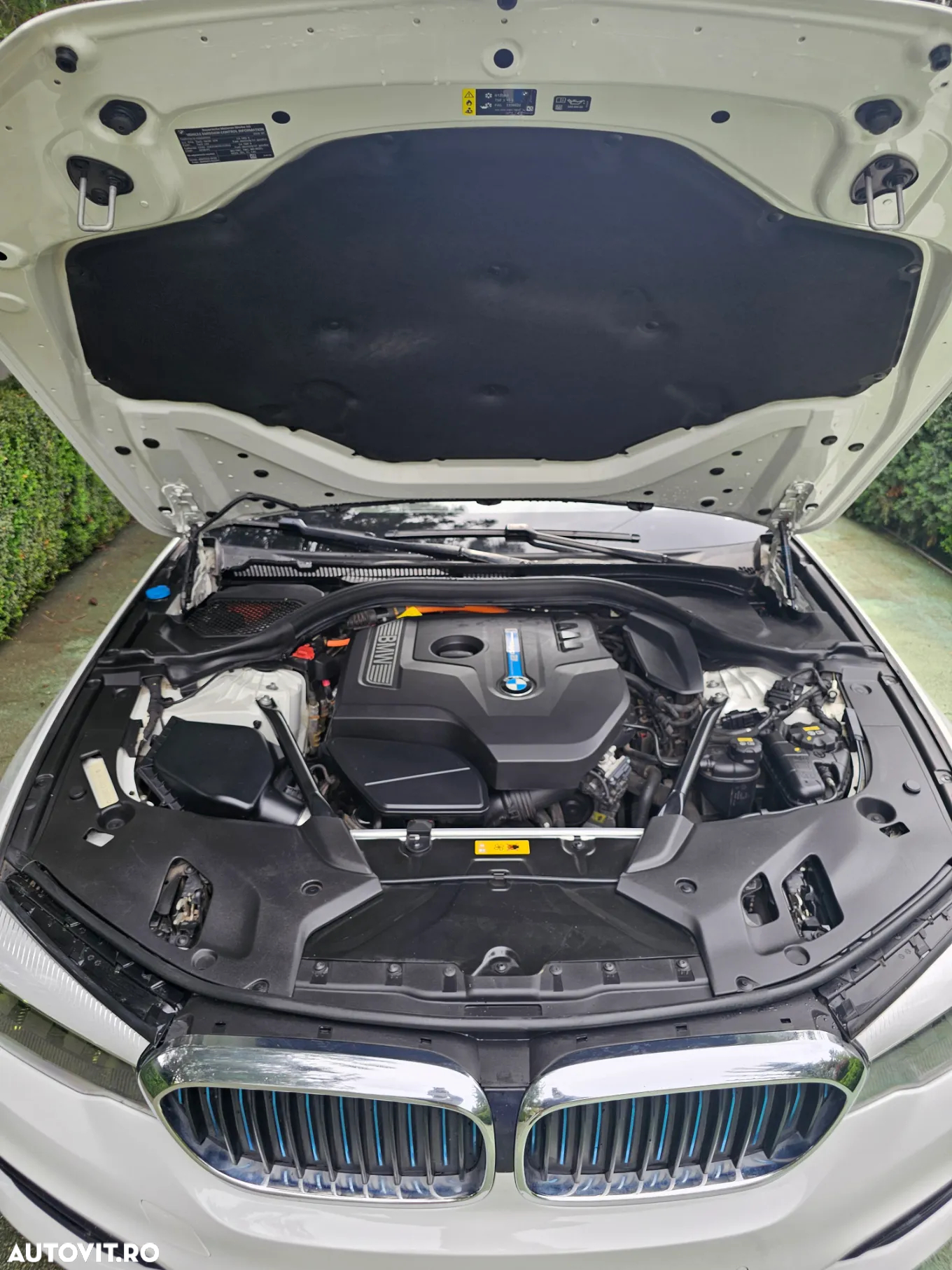 BMW Seria 5 530e AT PHEV - 11