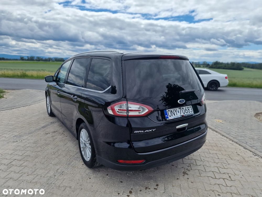 Ford Galaxy 2.0 EcoBlue Twin-Turbo Titanium - 15