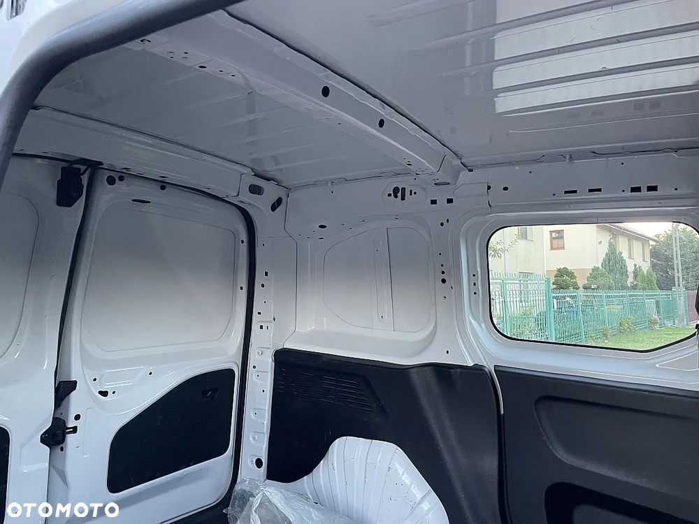 Opel Combo blaszak 2022 ROK - 27