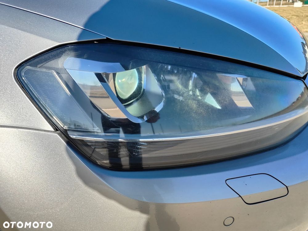 Volkswagen Golf 1.6 TDI Highline - 10