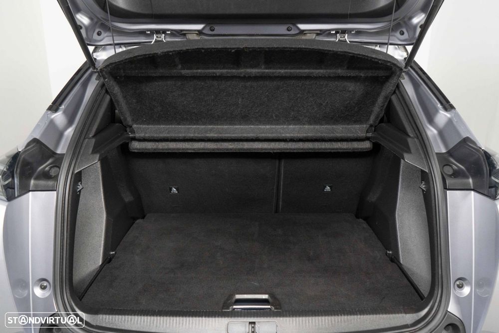 Peugeot 2008 1.2 PureTech Allure Pack EAT8 - 13