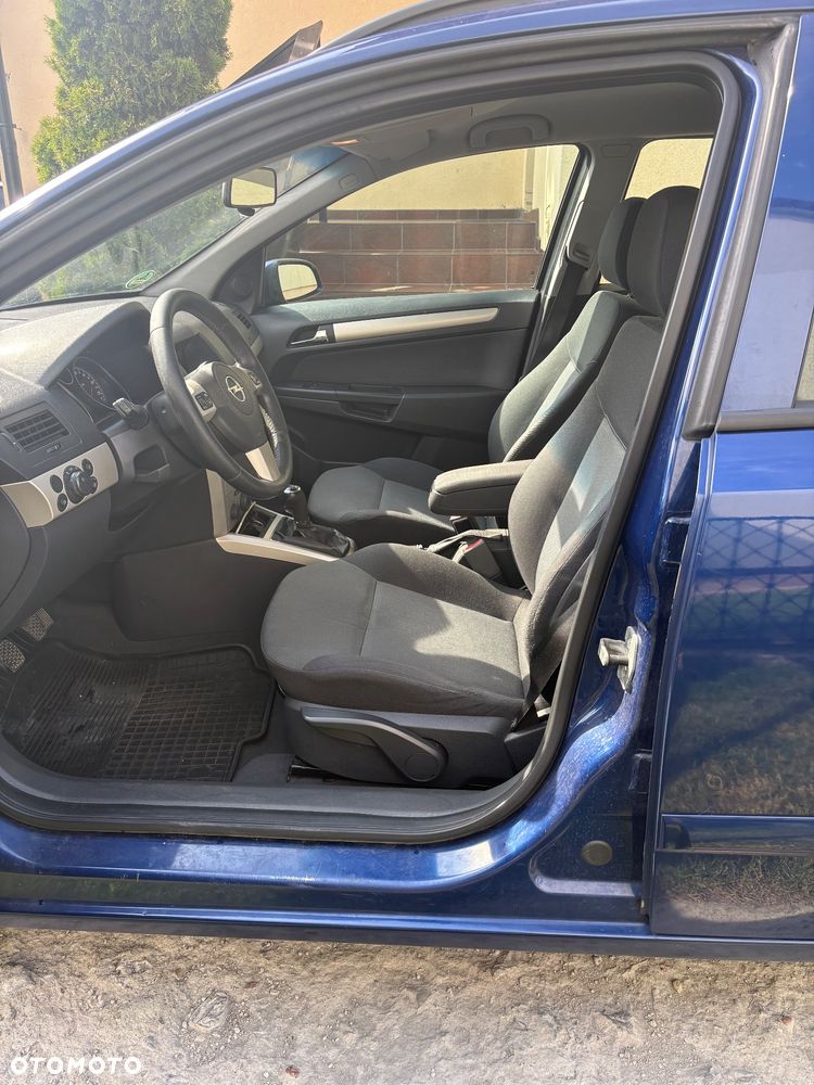 Opel Astra 1.9 CDTI Enjoy - 7