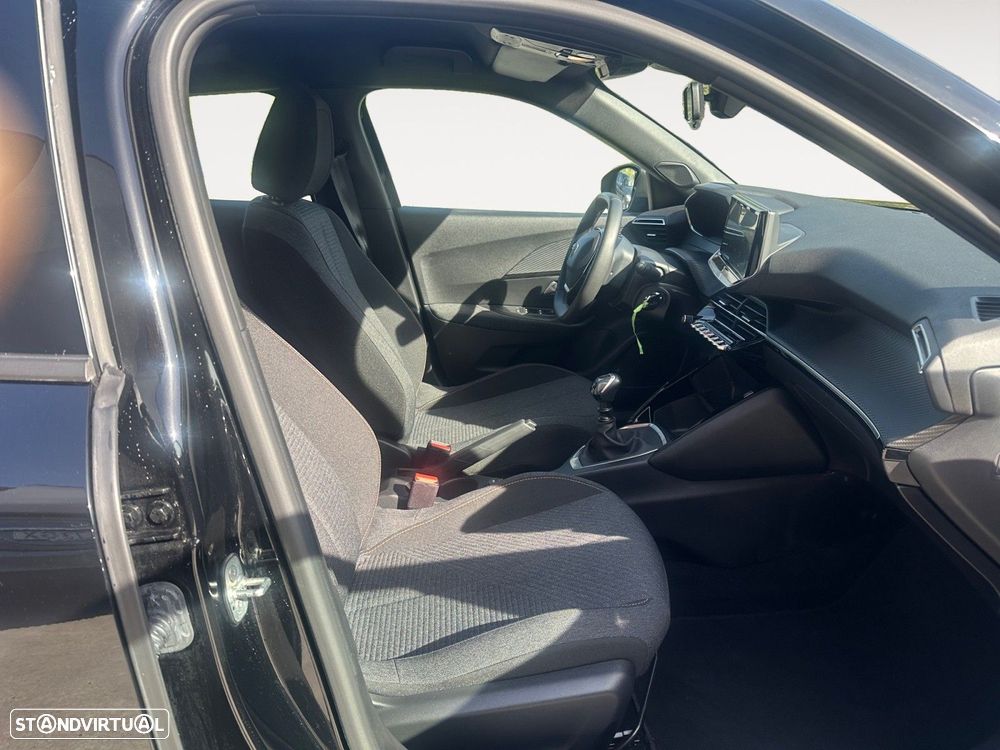 Peugeot 2008 1.2 PureTech Style - 15