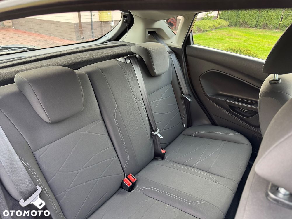 Ford Fiesta 1.0 Celebration - 19