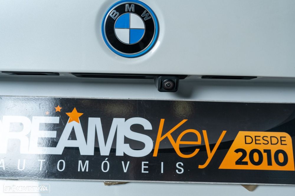 BMW 320 e Pack M Auto - 26