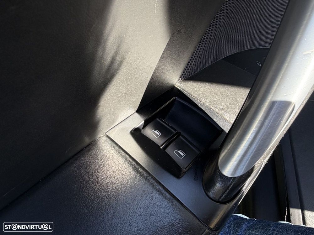 Audi TT Roadster 2.0 TFSi S-line S Tronic - 25