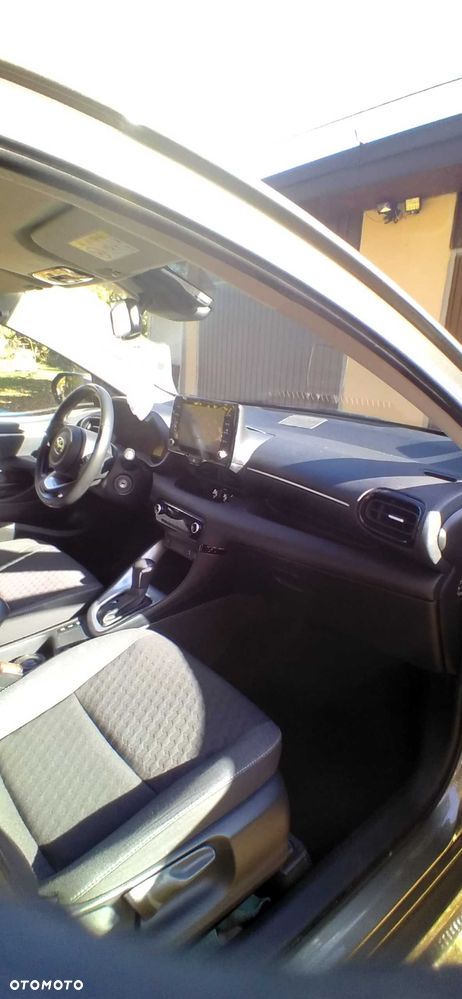 Toyota Yaris - 5