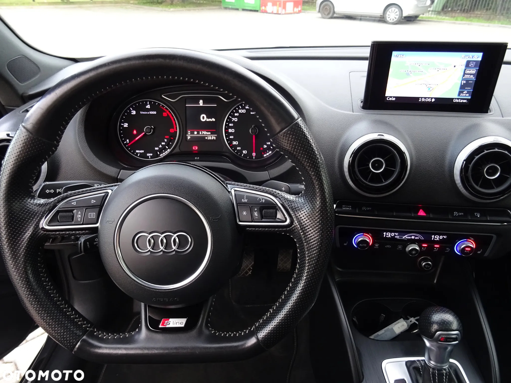 Audi A3 2.0 TDI Sportback (clean diesel) quattro S tronic S line Sportpaket - 8