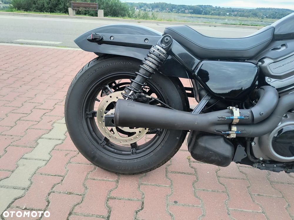 Harley-Davidson Sportster Nightster 975 - 10