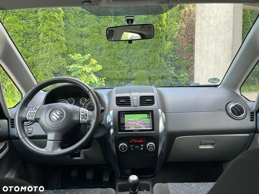 Suzuki SX4 Classic 1.6 VVT 4x4 Style - 9