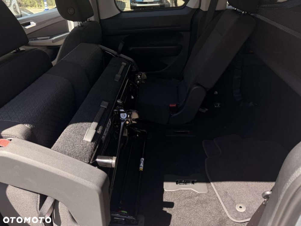 Ford Tourneo Connect - 28