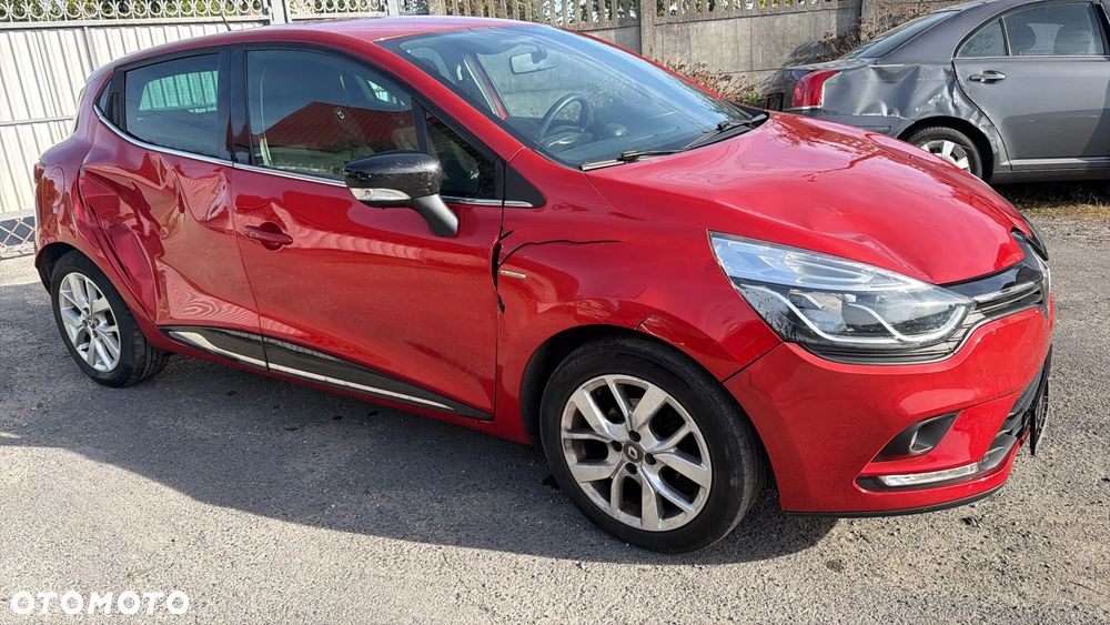 Renault Clio - 5