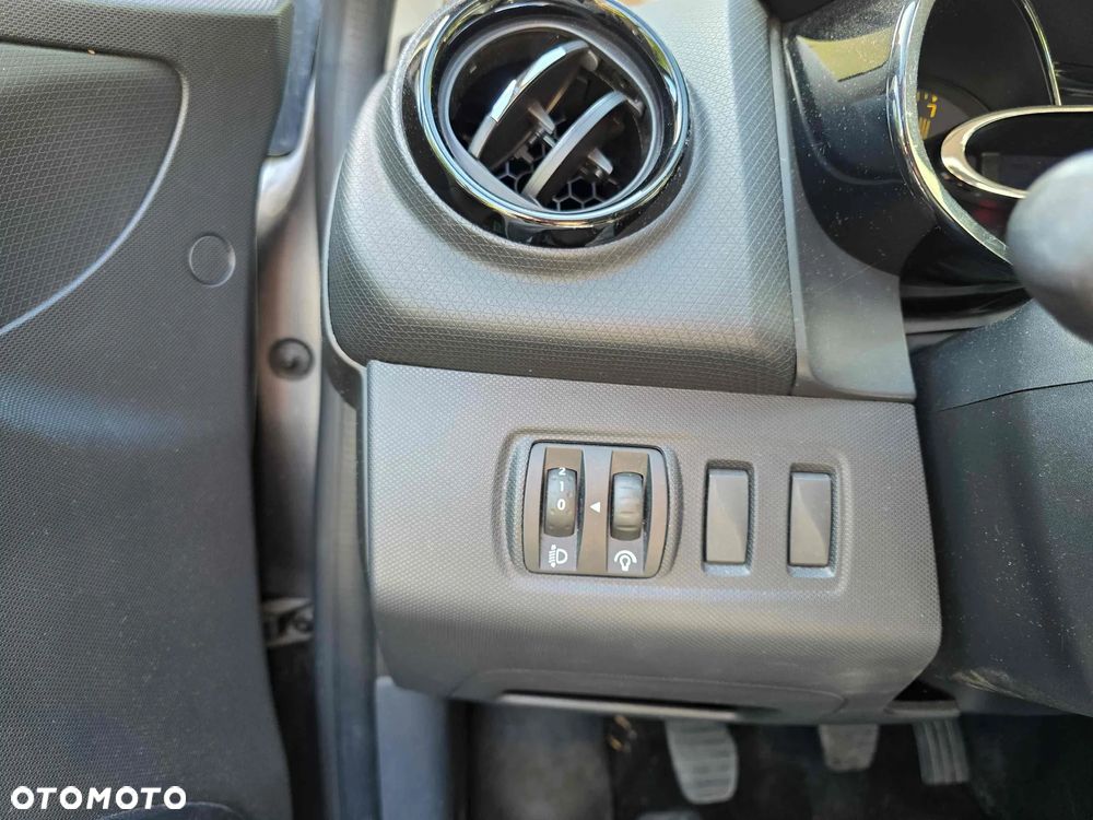 Renault Clio - 10