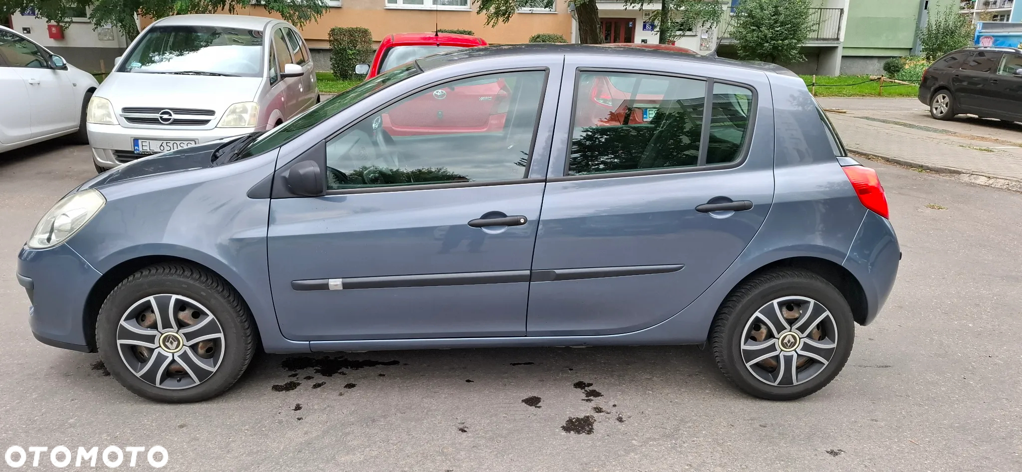 Renault Clio 1.4 16V Authentique - 4