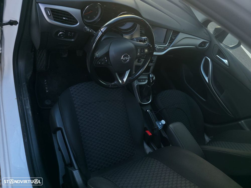 Opel Astra Sports Tourer 1.5 D Design & Tech S/S - 13