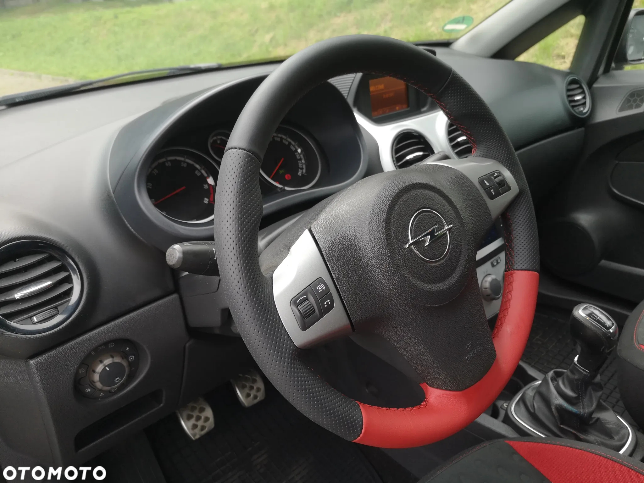 Opel Corsa 1.6 Turbo GSi - 14