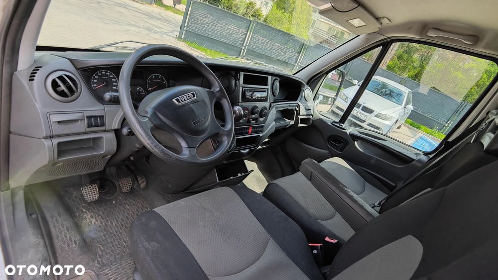 Iveco DAILY 35S13V - 12