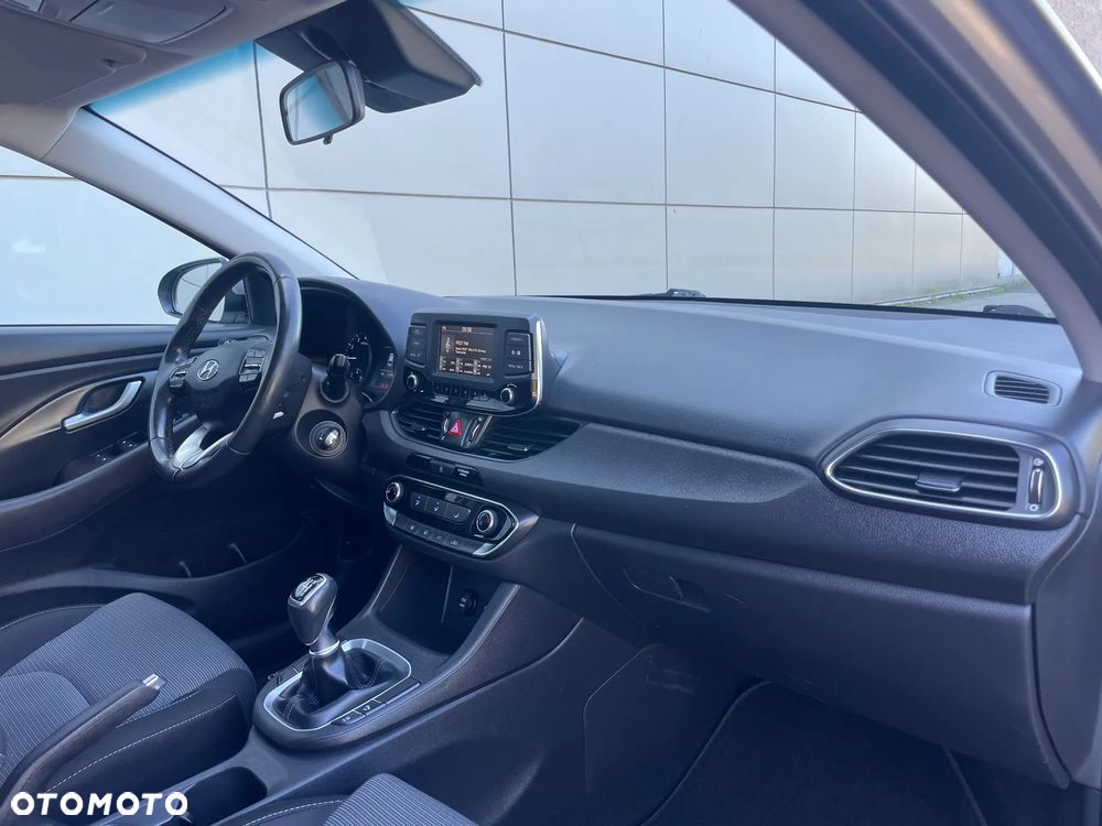 Hyundai i30 1.0 T-GDI Select - 10