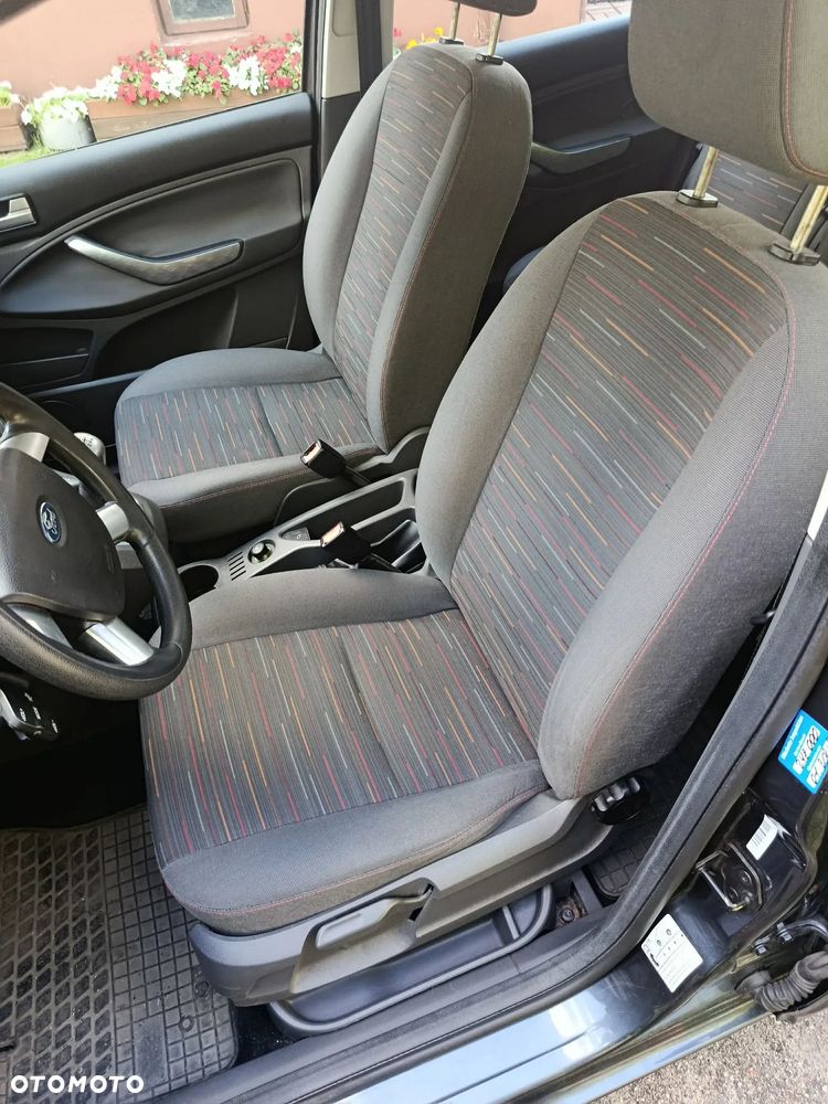 Ford C-MAX 1.6 Ambiente - 4