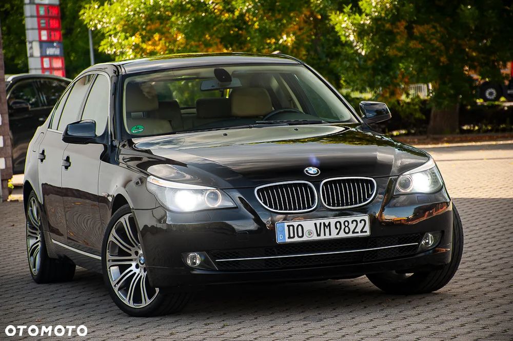 BMW Seria 5 525d - 1