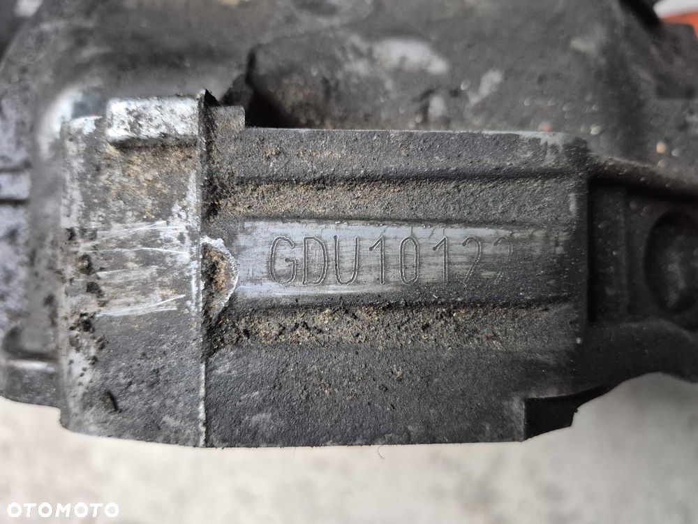 AUDI SKRZYNIA biegów gdu manual quattro 1.8 turbo - 6