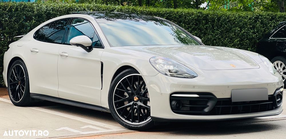 Porsche Panamera 4 E-Hybrid - 3