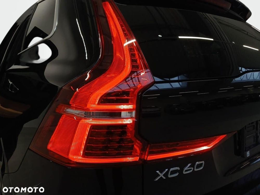 Volvo XC 60 D5 AWD Inscription - 12