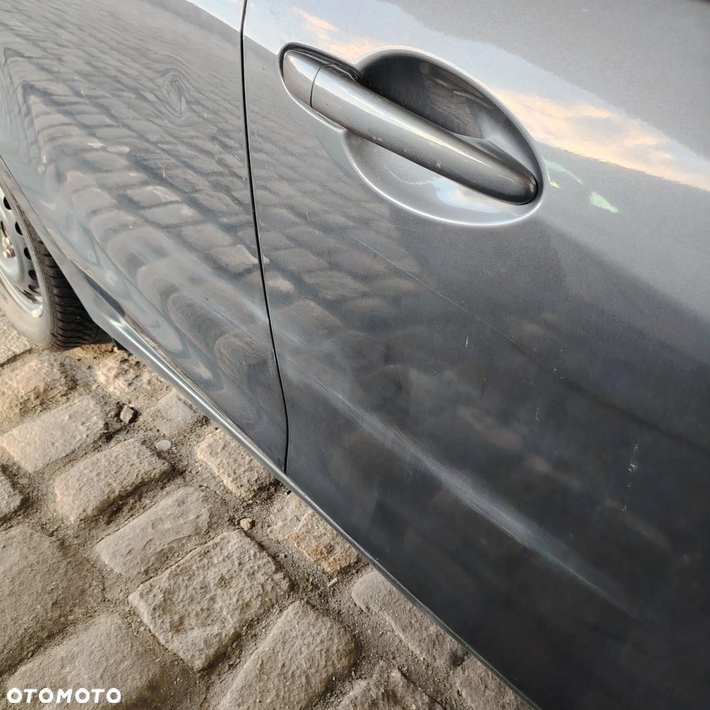 Mazda 2 1.3 Exclusive - 10