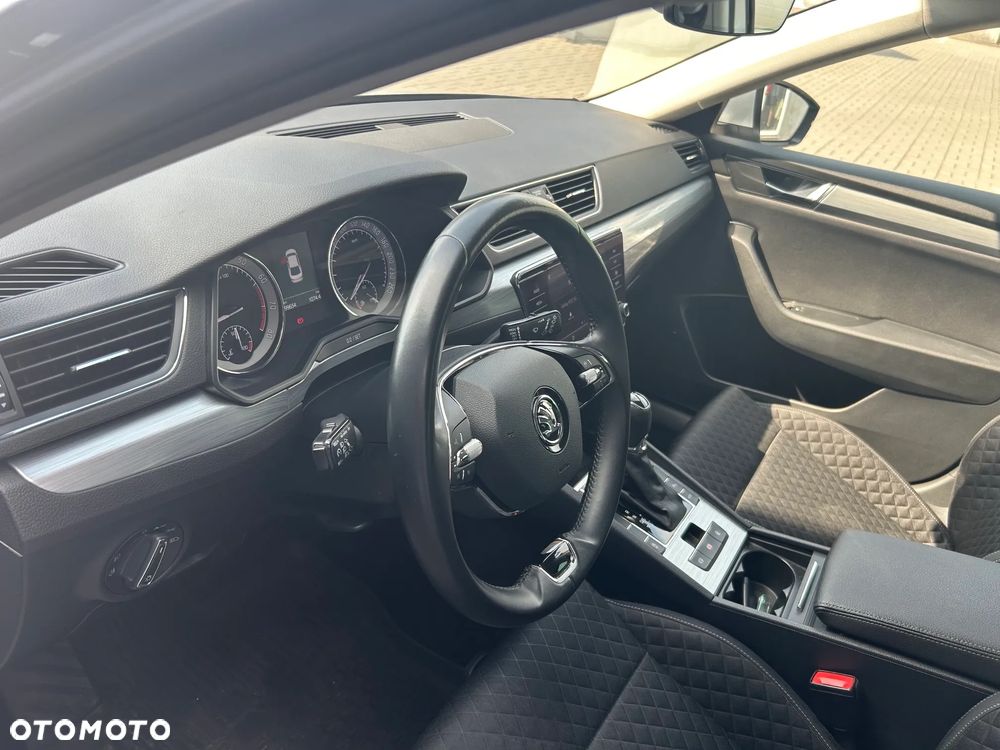 Skoda Superb 1.5 TSI Ambition DSG - 12
