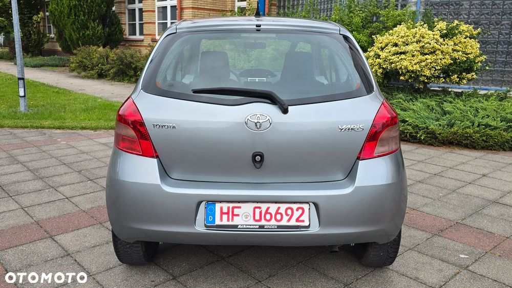 Toyota Yaris - 6