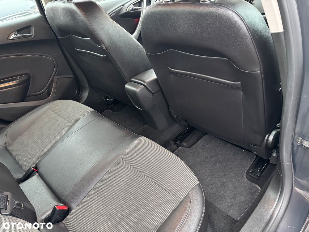 Opel Astra 1.4 Turbo - 22