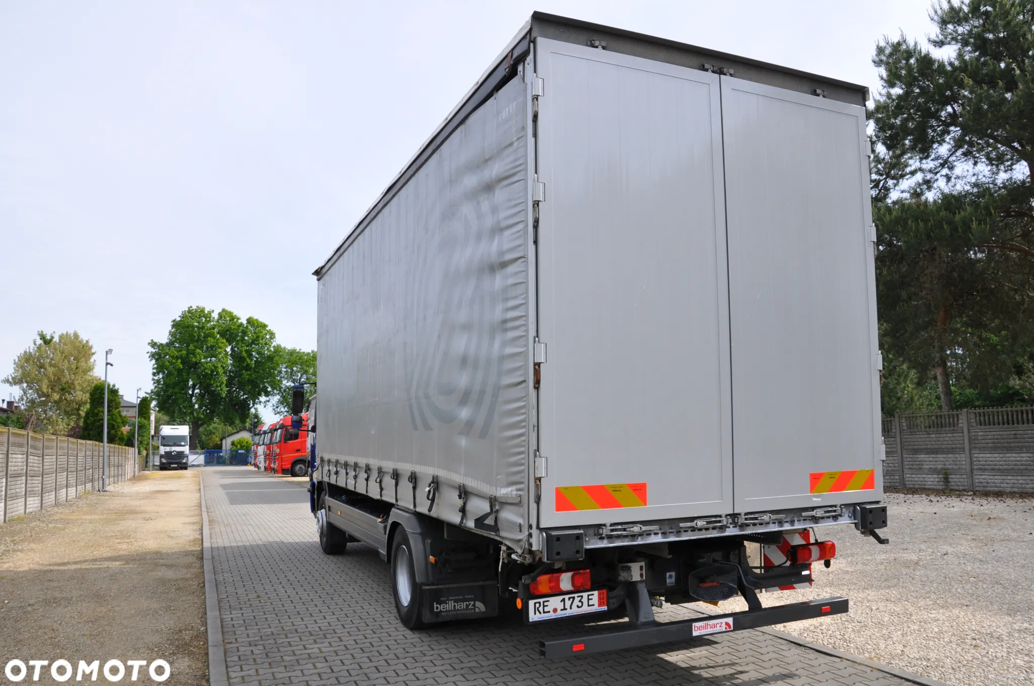 Mercedes-Benz Firana - 4