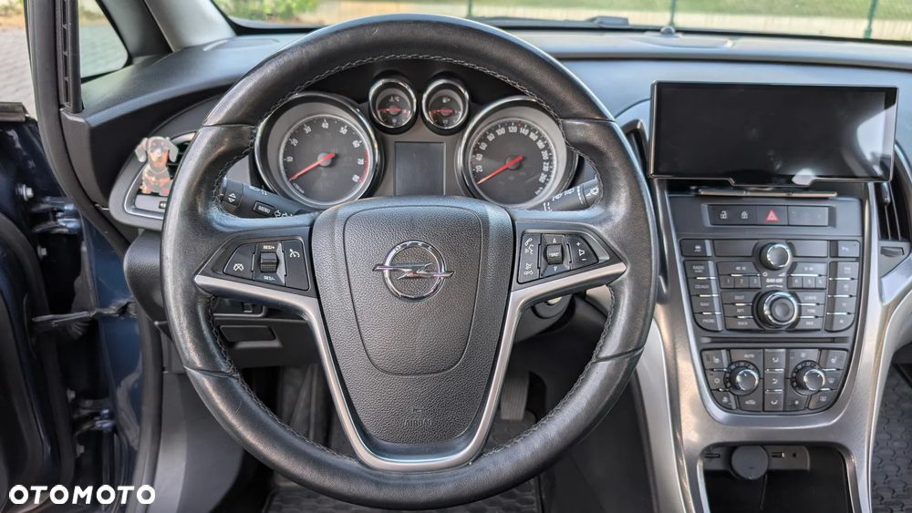 Opel Astra 1.4 T Cosmo - 21