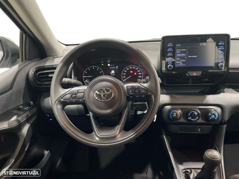 Toyota Yaris — fotografia 9