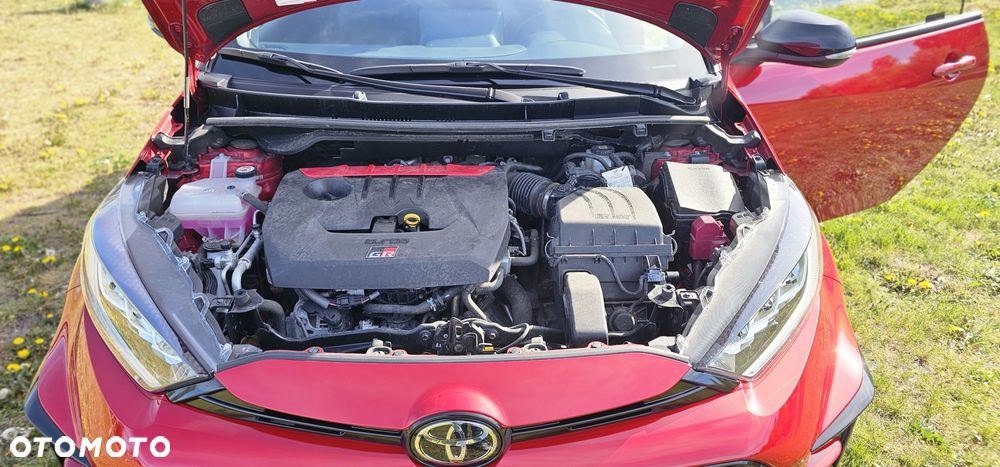 Toyota Yaris - 8