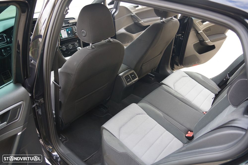 VW Golf 1.4 TSI BlueMotion Highline - 28