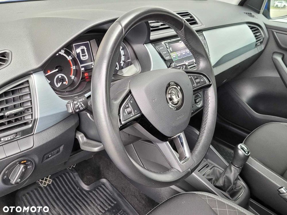 Skoda Fabia - 8