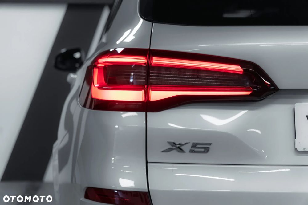 BMW X5 xDrive45e sport - 27