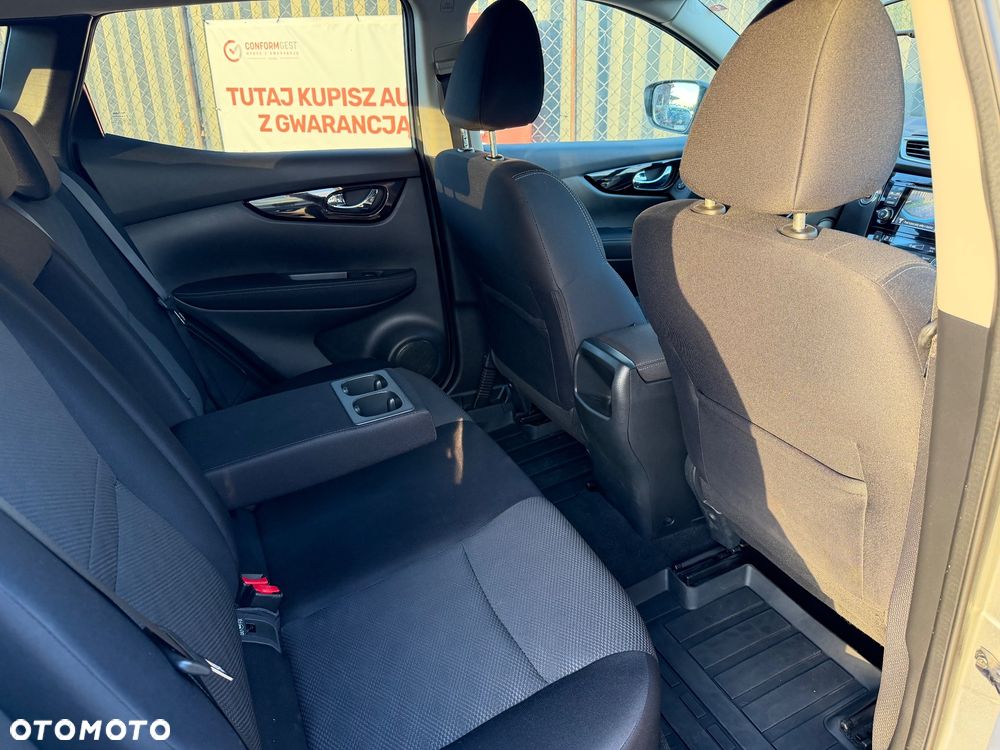 Nissan Qashqai 1.5 dCi Visia - 10