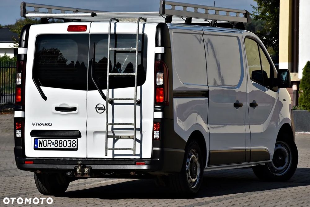 Opel Vivaro - 23