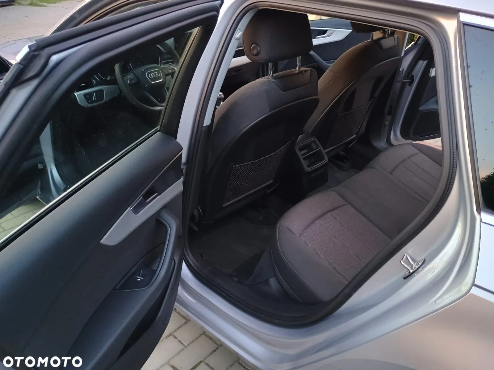 Audi A4 2.0 TDI - 9