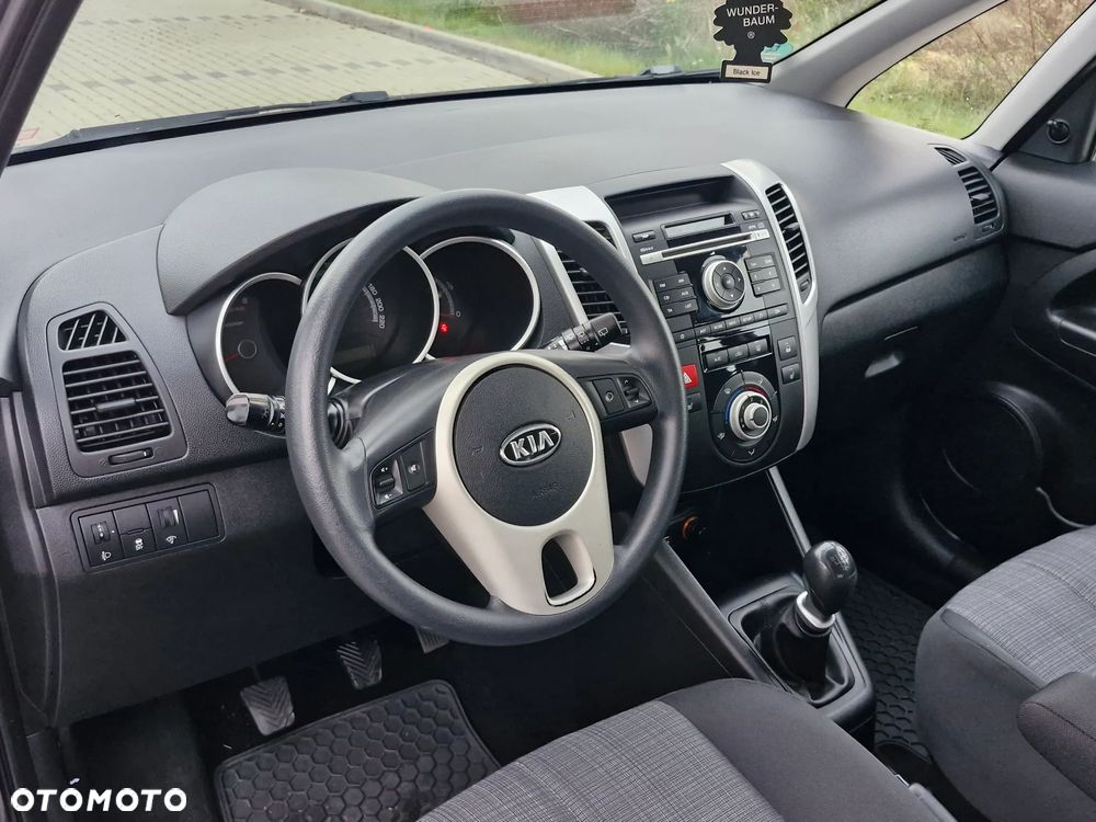 Kia Venga 1.4 CVVT Fifa World Cup Edition - 20