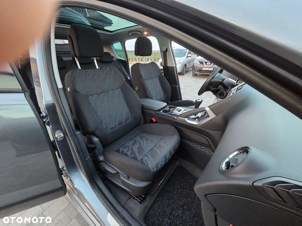 Peugeot 3008 HDi 160 Automatik Active - 21
