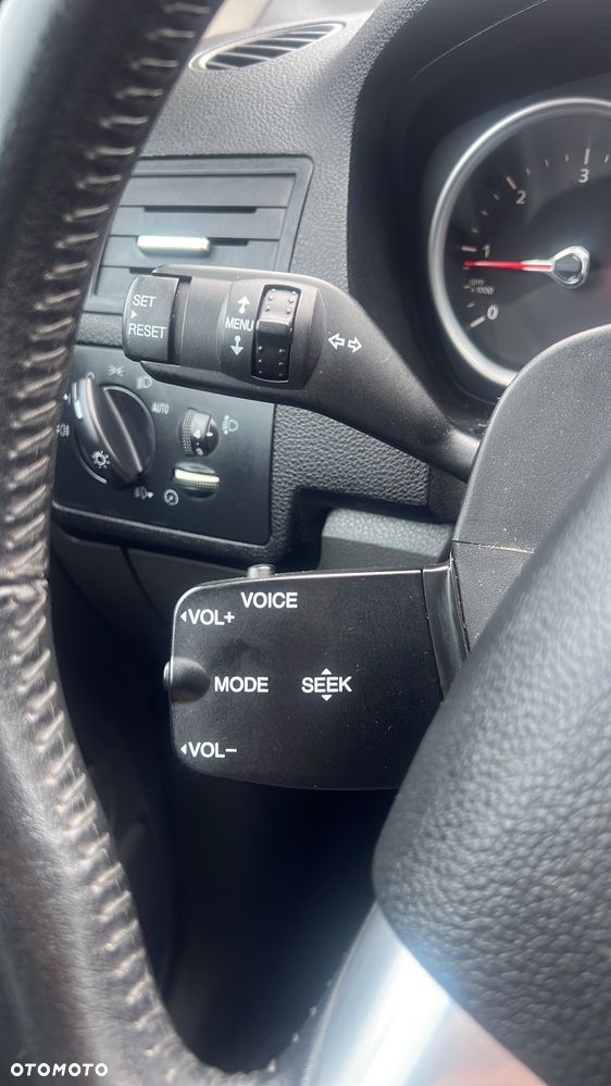 Ford Kuga - 19