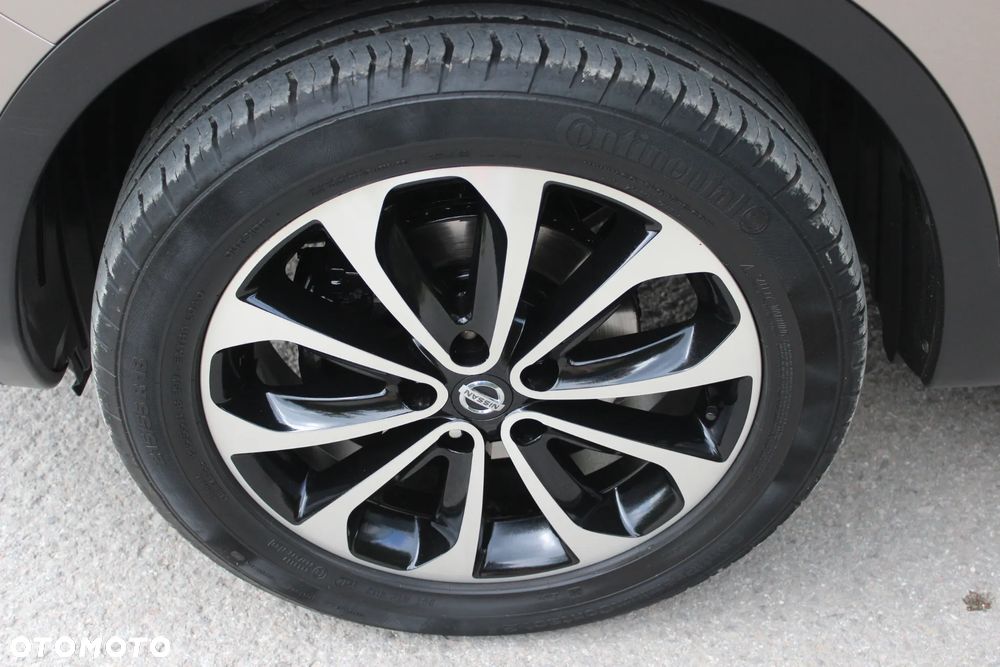 Nissan Qashqai 2.0 360 - 21