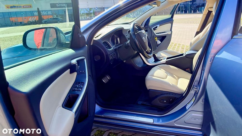 Volvo S60 T5 Geartronic Momentum - 25