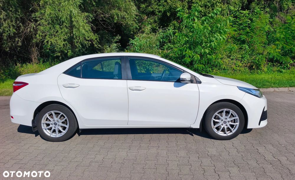 Toyota Corolla 1.6 Active - 5